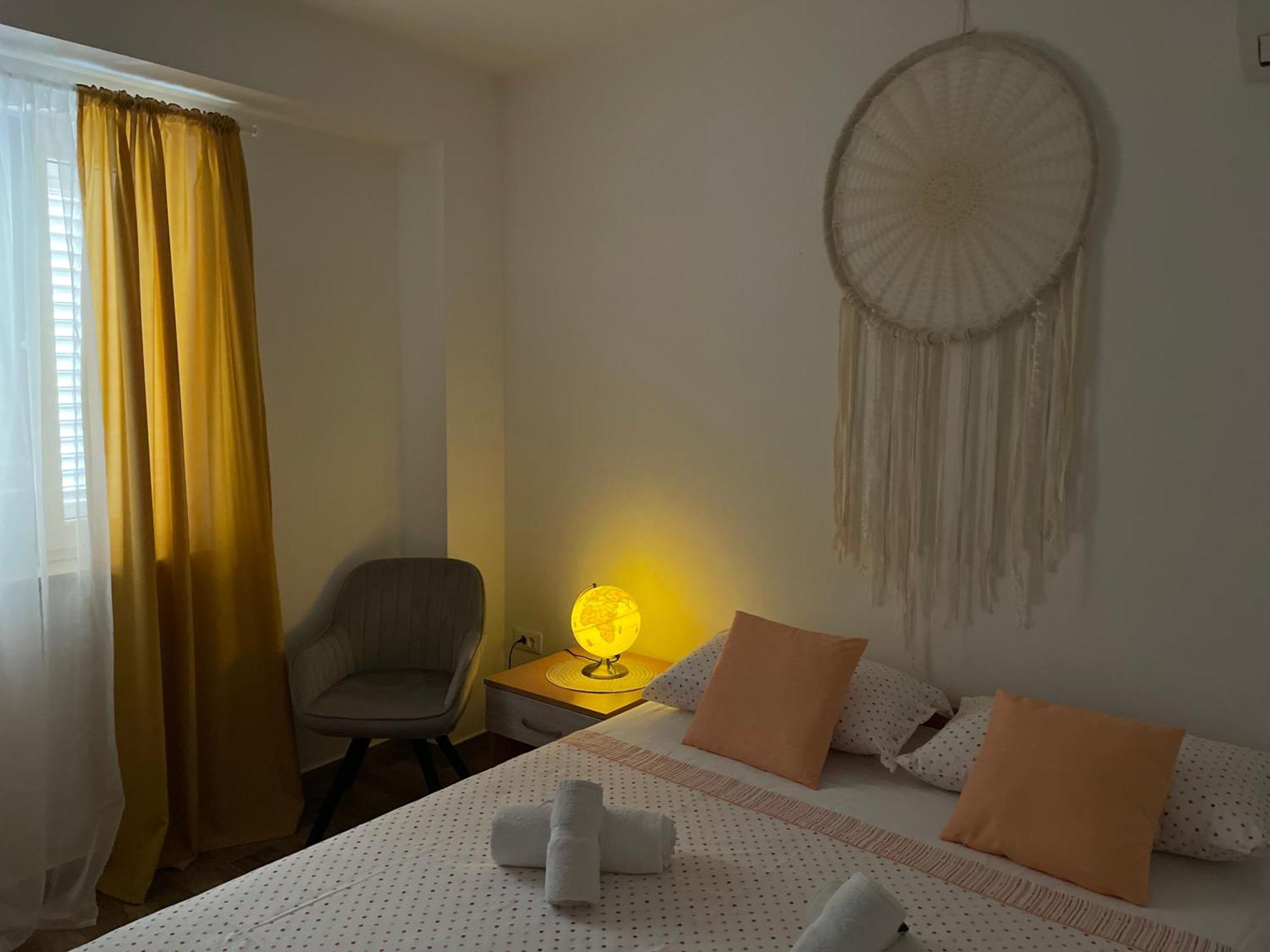 Apartmani Danica نيغيزيني المظهر الخارجي الصورة