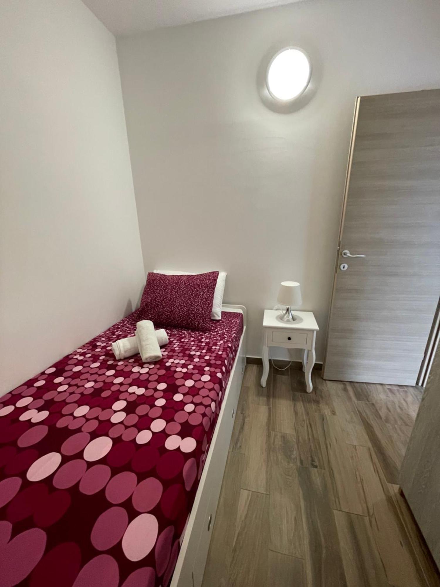Apartmani Danica نيغيزيني المظهر الخارجي الصورة