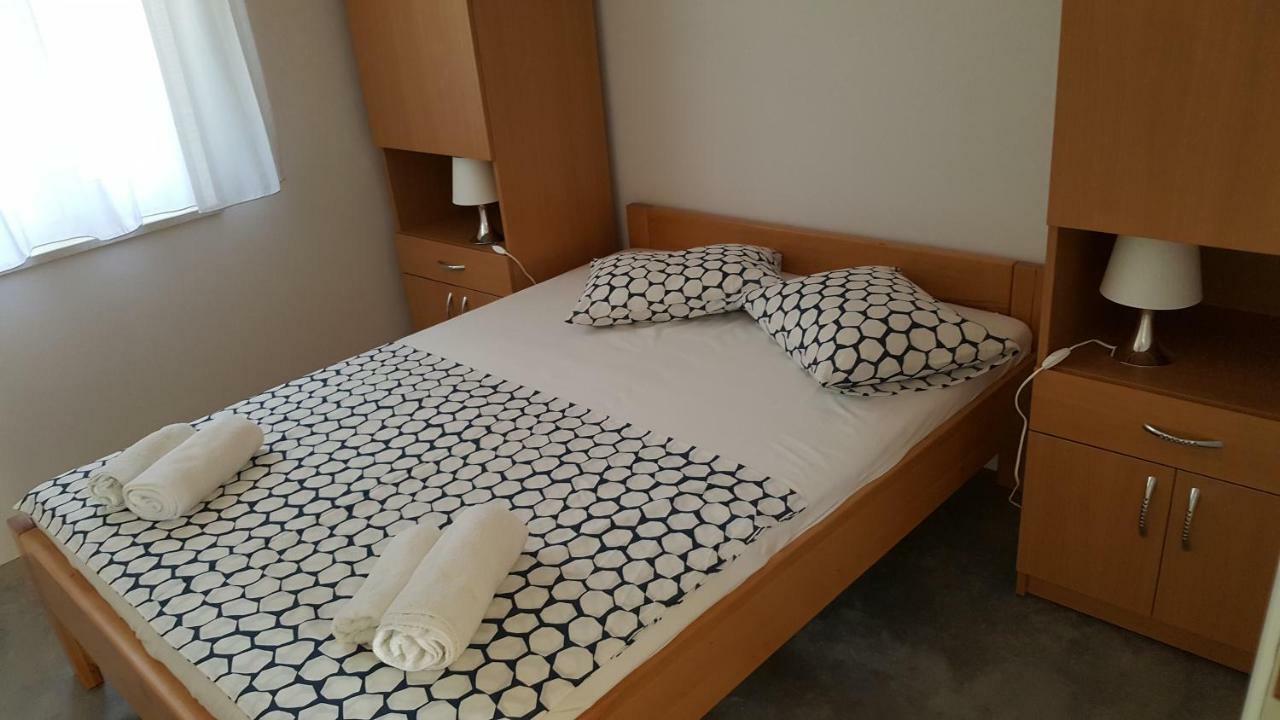 Apartmani Danica نيغيزيني المظهر الخارجي الصورة