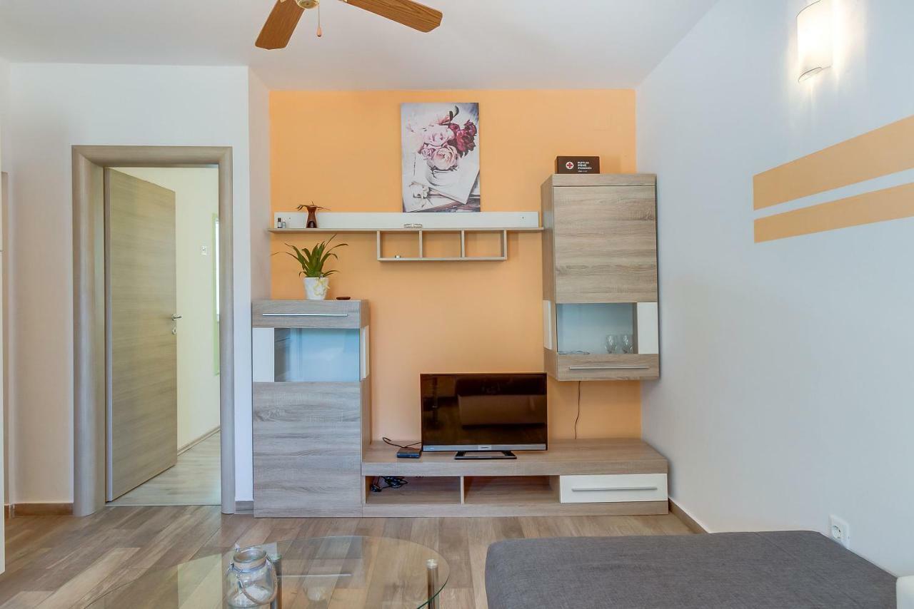 Apartmani Danica نيغيزيني المظهر الخارجي الصورة